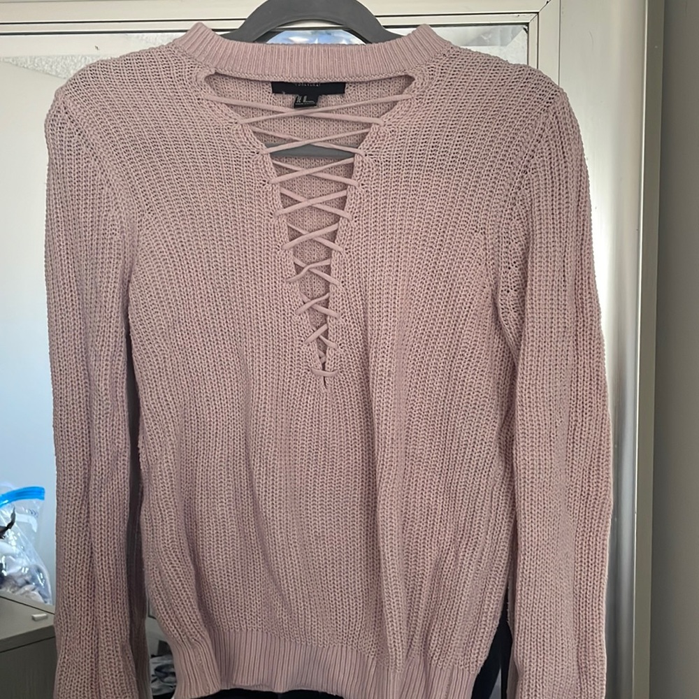 Light pink forever 21 sweater